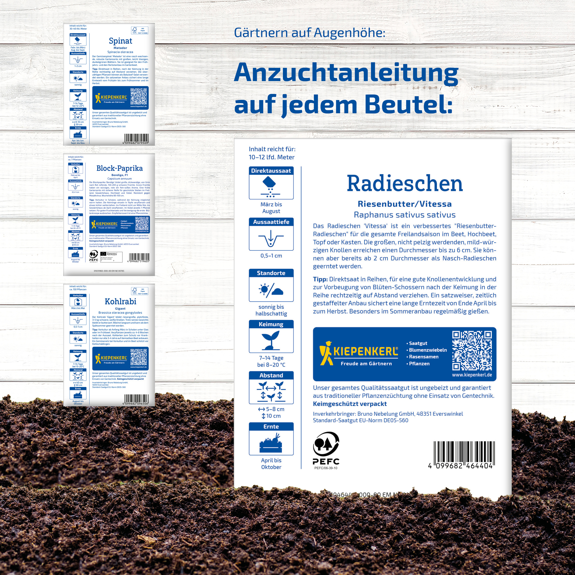 Anleitung und Informationen zu Radieschen, Kohlrabi und Block-Paprika auf Packungsbeilagen vor weißem Holz, mit Erde im Vordergrund.