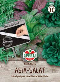 Bunte asiatische Salate mit roten und grünen Blättern auf Holzuntergrund, Packungssiegel sichtbar.
