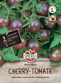 Schwarze Cherry-Tomaten auf einem Holzhintergrund mit Pflanzen und Logo.