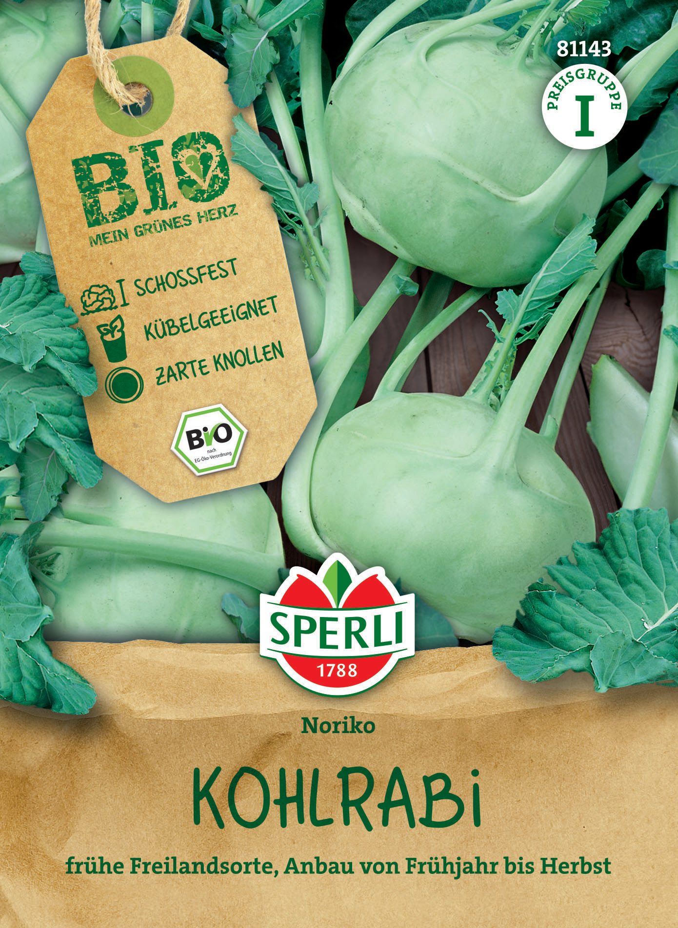 Zarte grüne Kohlrabi mit großen Knollen und grünen Blättern auf braunem Papier.